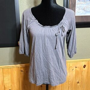 Old Navy grey blouse